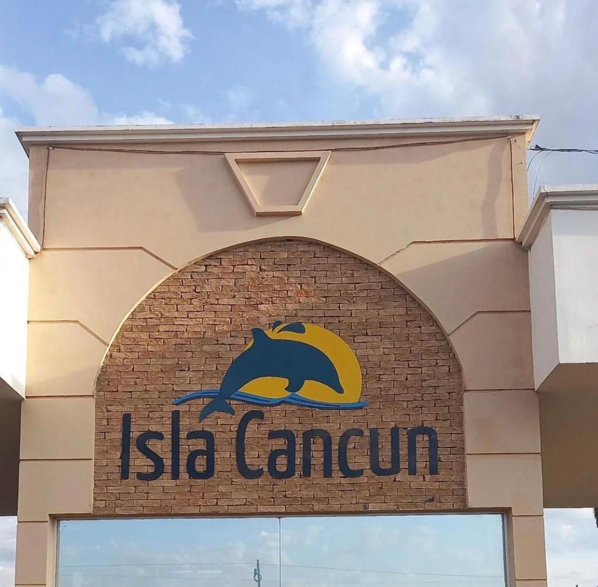 Casa Cardoso Isla Cancun Resort Exterior photo